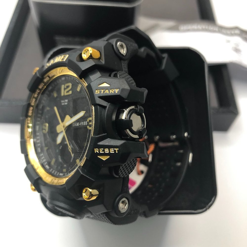 TWO Military Style  Watch by SKMEI - Picture 6 of 8